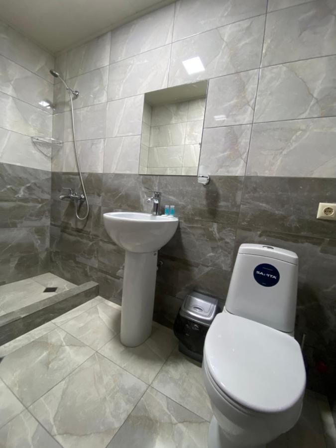 Borjomi Central Hotell Exteriör bild