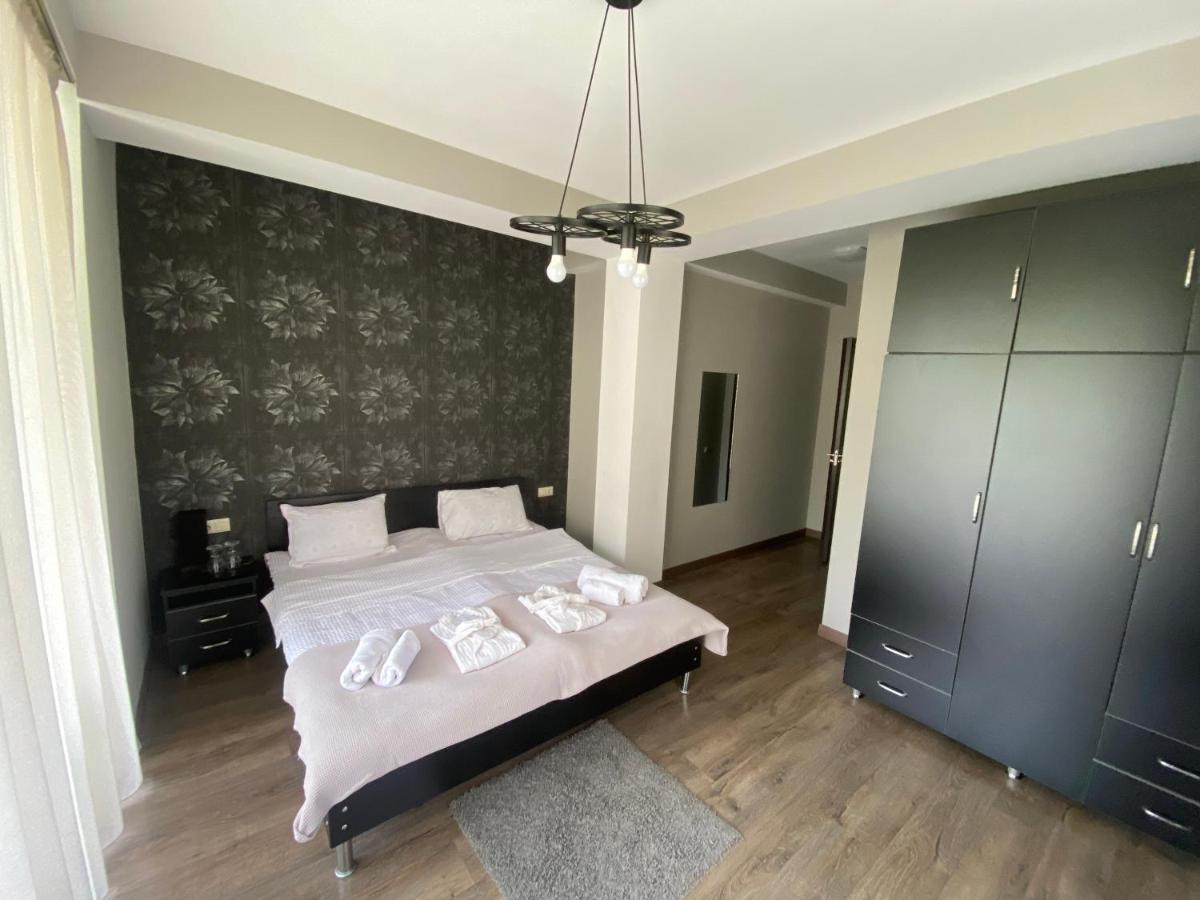 Borjomi Central Hotell Exteriör bild