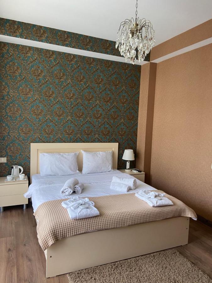 Borjomi Central Hotell Exteriör bild
