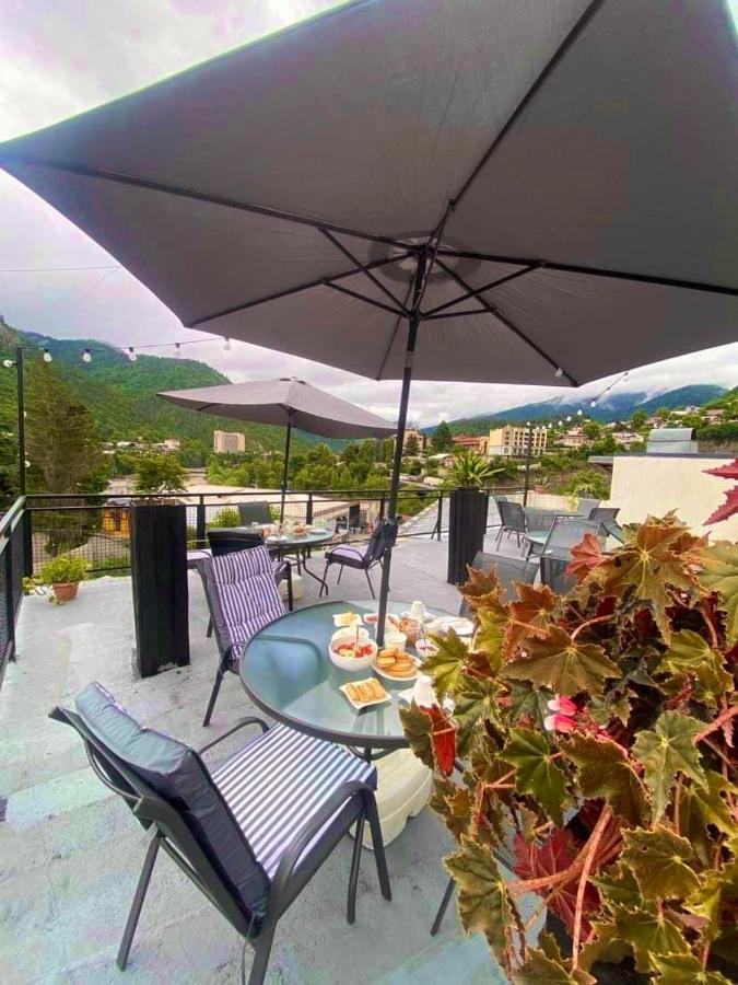 Borjomi Central Hotell Exteriör bild